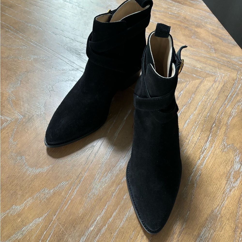 BANANA REPUBLIC Italian Ankle Suede Boots w/ Gold Buckle, Black, Size 9 - Picture 3 of 13